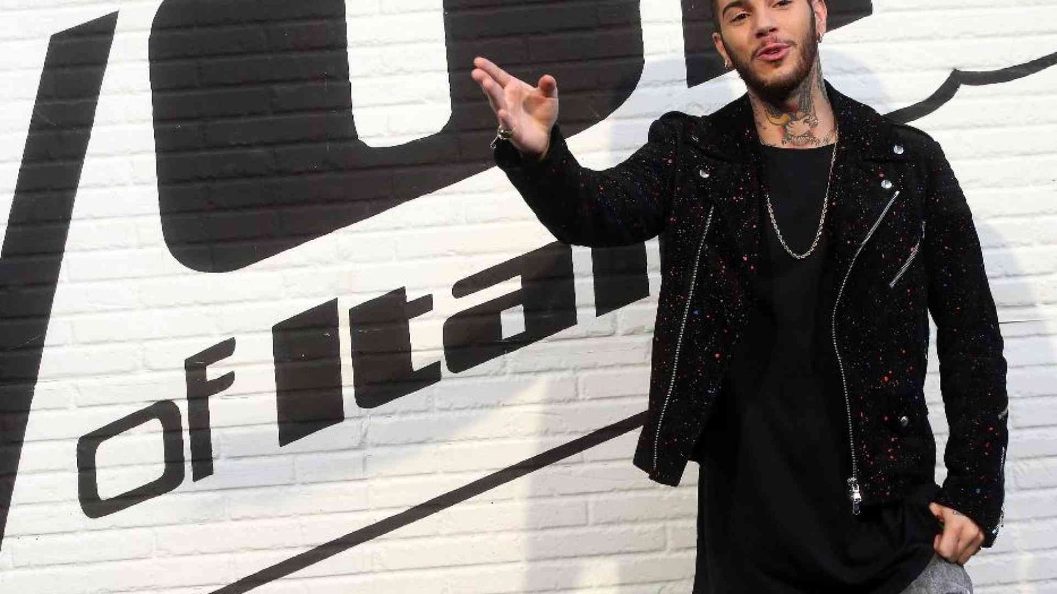 Sessismo nei testi dei rapper: insulti e messaggi choc. Quale responsabilità?
