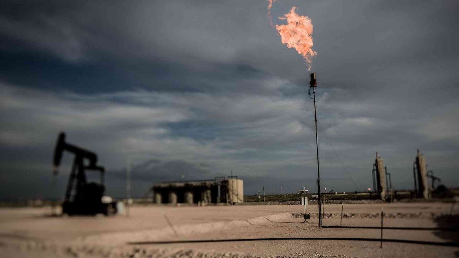 Usa, petrolio e gas da record. Sul green restano gli annunci