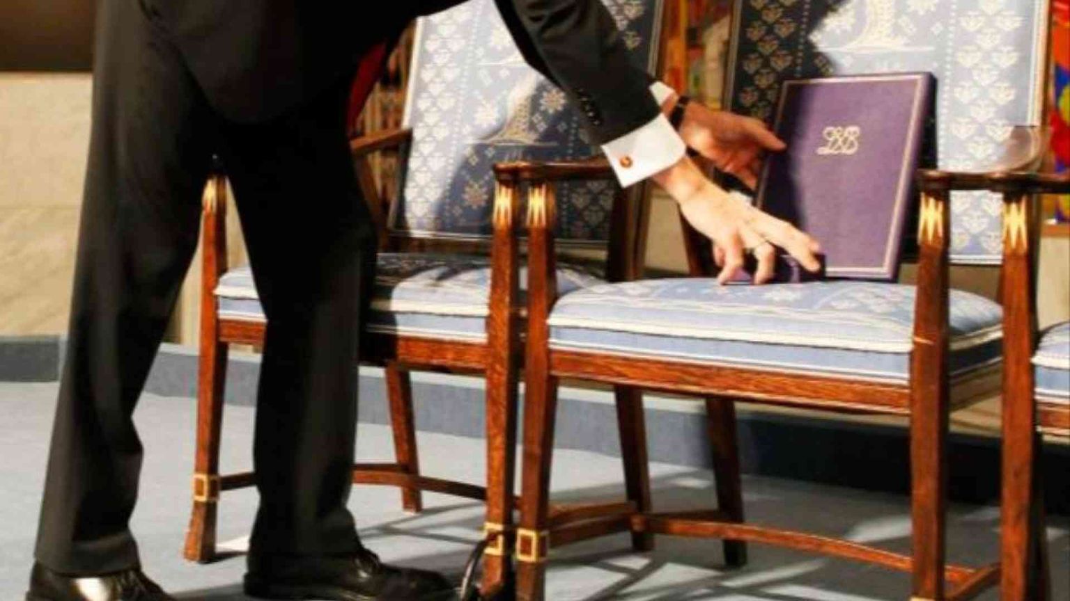 Il doppio premio alle donne (Nobel e Sakharov) fa paura all'Iran