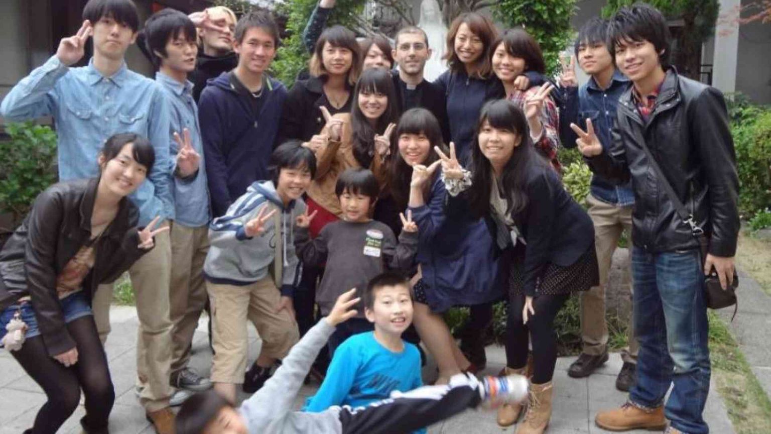 Padre Lembo, vescovo italiano a Tokyo: «Giovani, siete persone non ingranaggi»