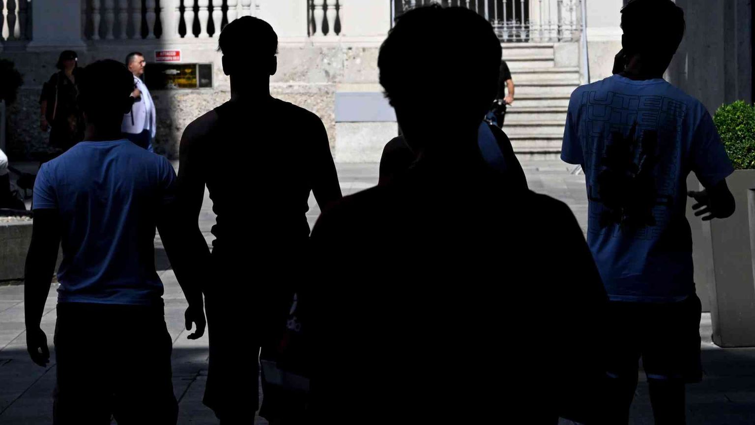 Immigrati, figli, studenti... Ripopoliamo la “nave Italia”