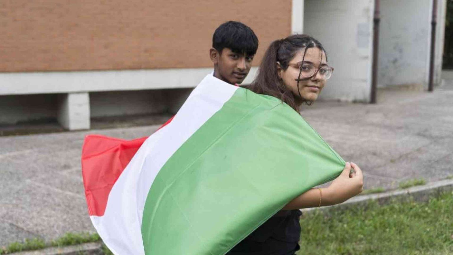 Ius soli temperato, quei 90mila sì ai “nuovi italiani”