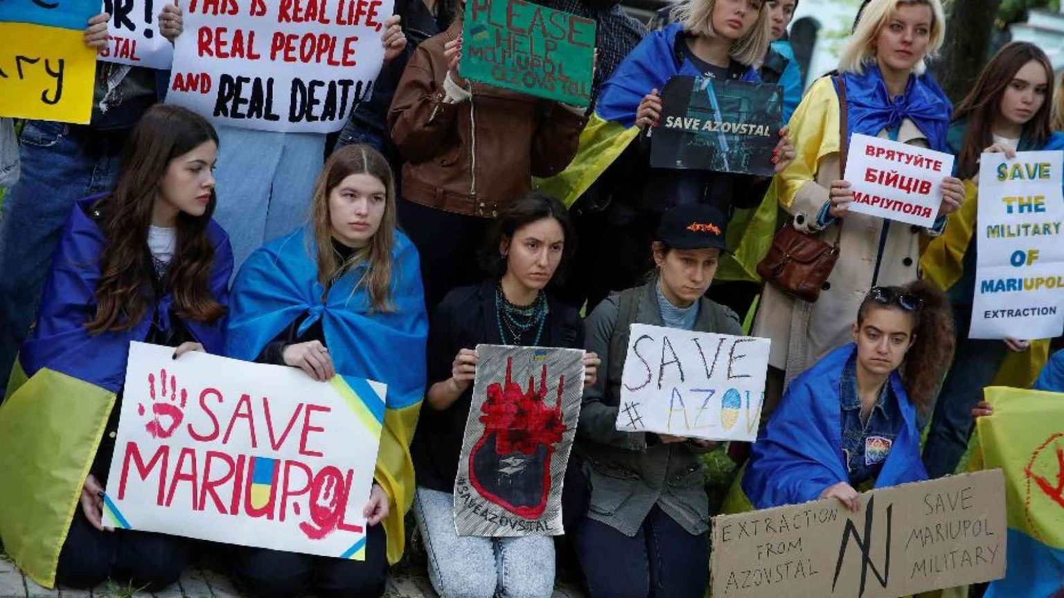 «Mariupol rinasce»: bufera sull'incontro filoputiniano a Modena