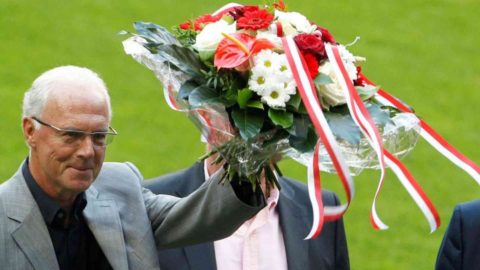 Addio al Kaiser Franz. La Germania piange Beckenbauer