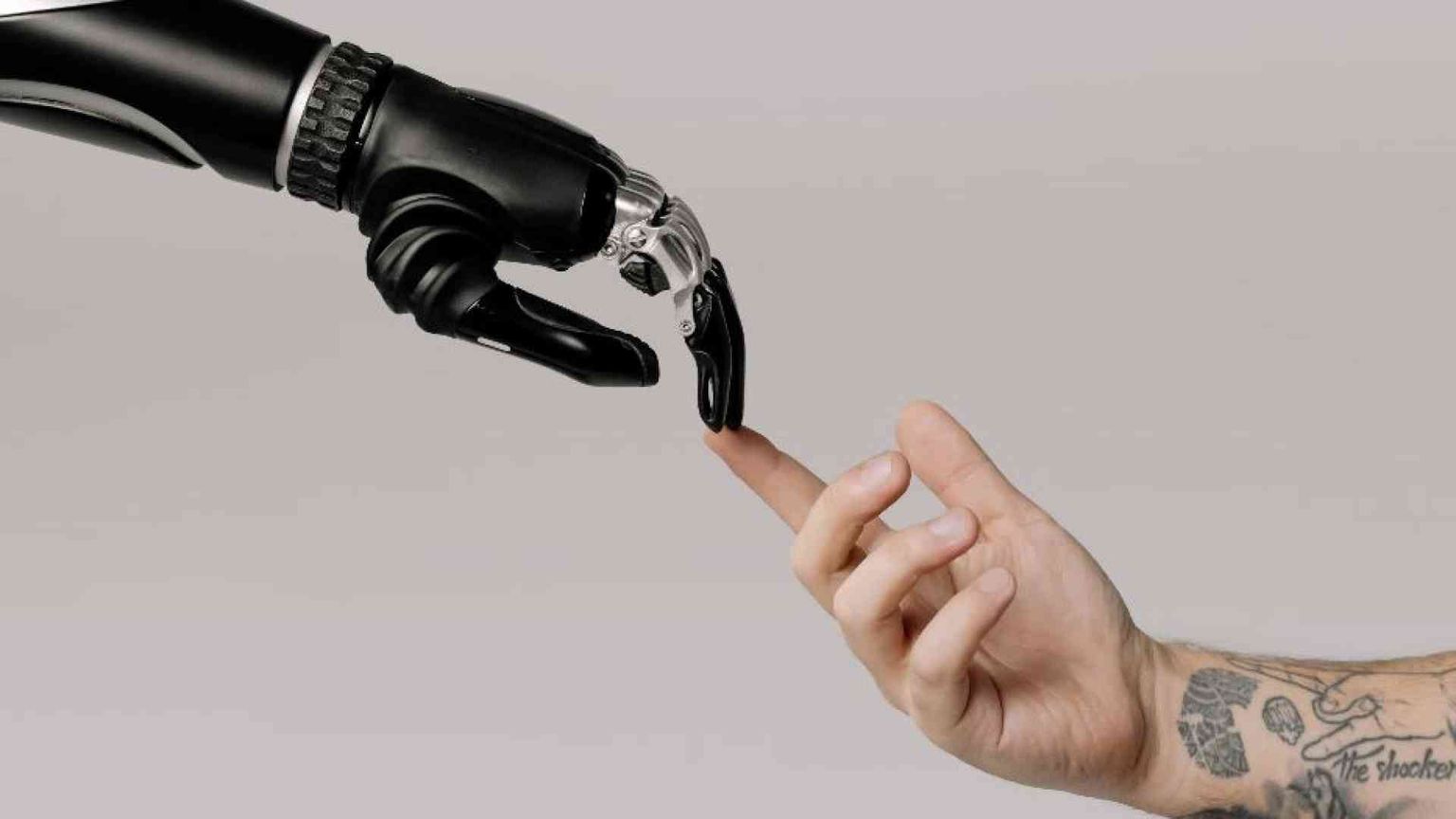Avvenire di Calabria lancia la sua app con l'intelligenza artificiale