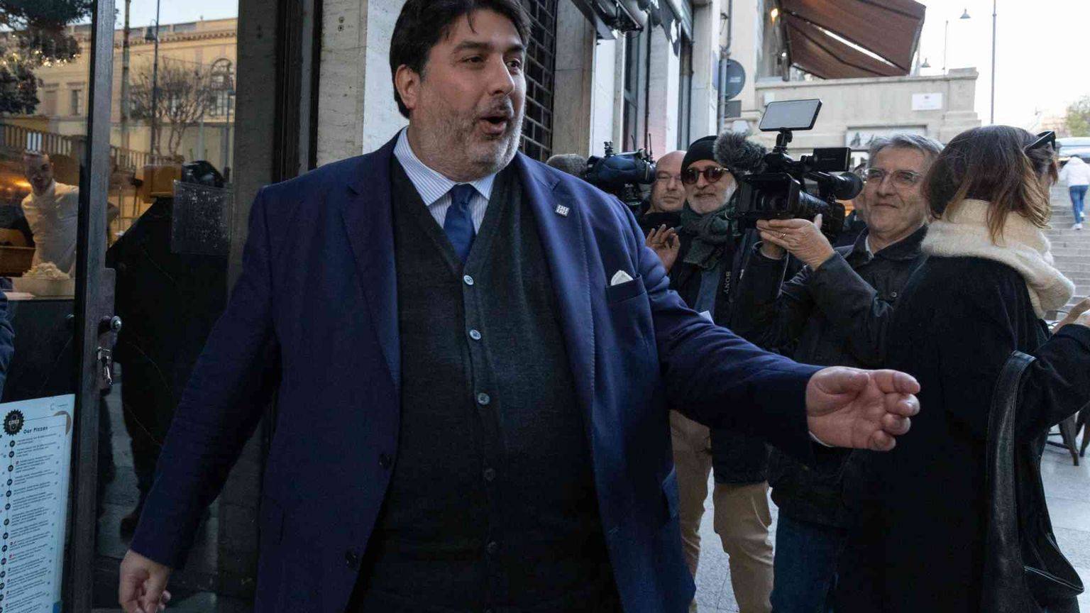 Solinas tira dritto. E nel centrodestra è ancora stallo