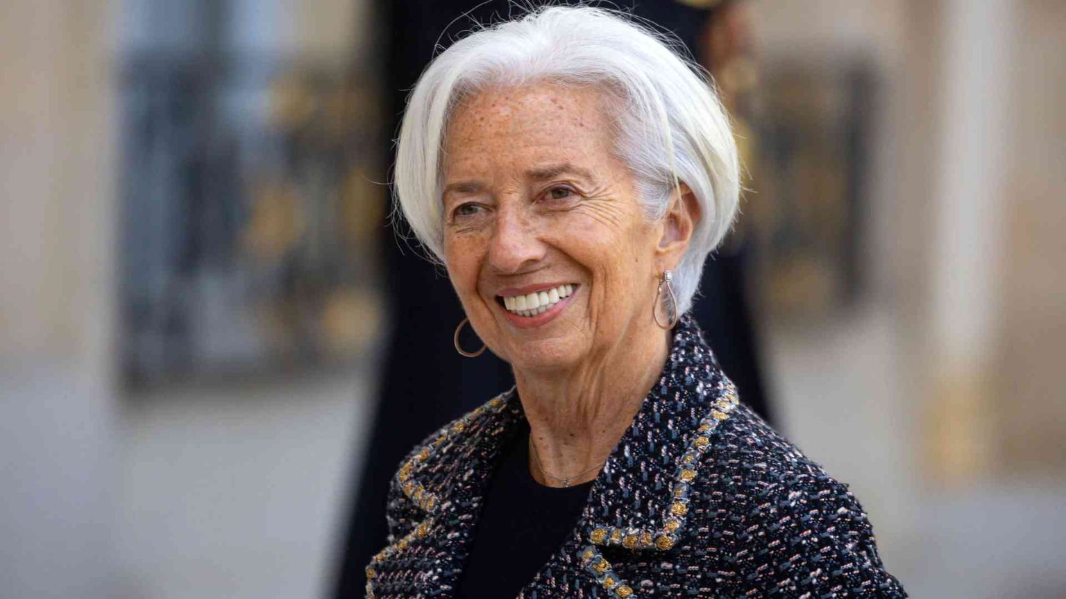 Lagarde prudente sul taglio dei tassi: probabile entro l'estate