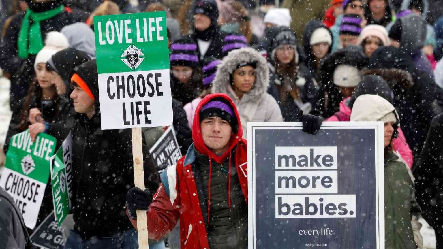 La Vita marcia sotto la neve a Washington