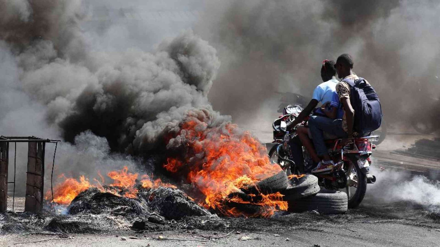 Haiti senza tregua, riprende la guerra delle bande armate