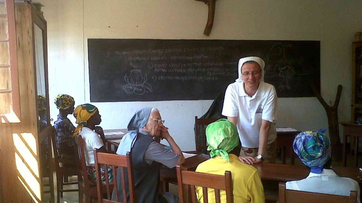 «Io, segretaria di un Dicastero vaticano. Di donne la Chiesa ha bisogno»