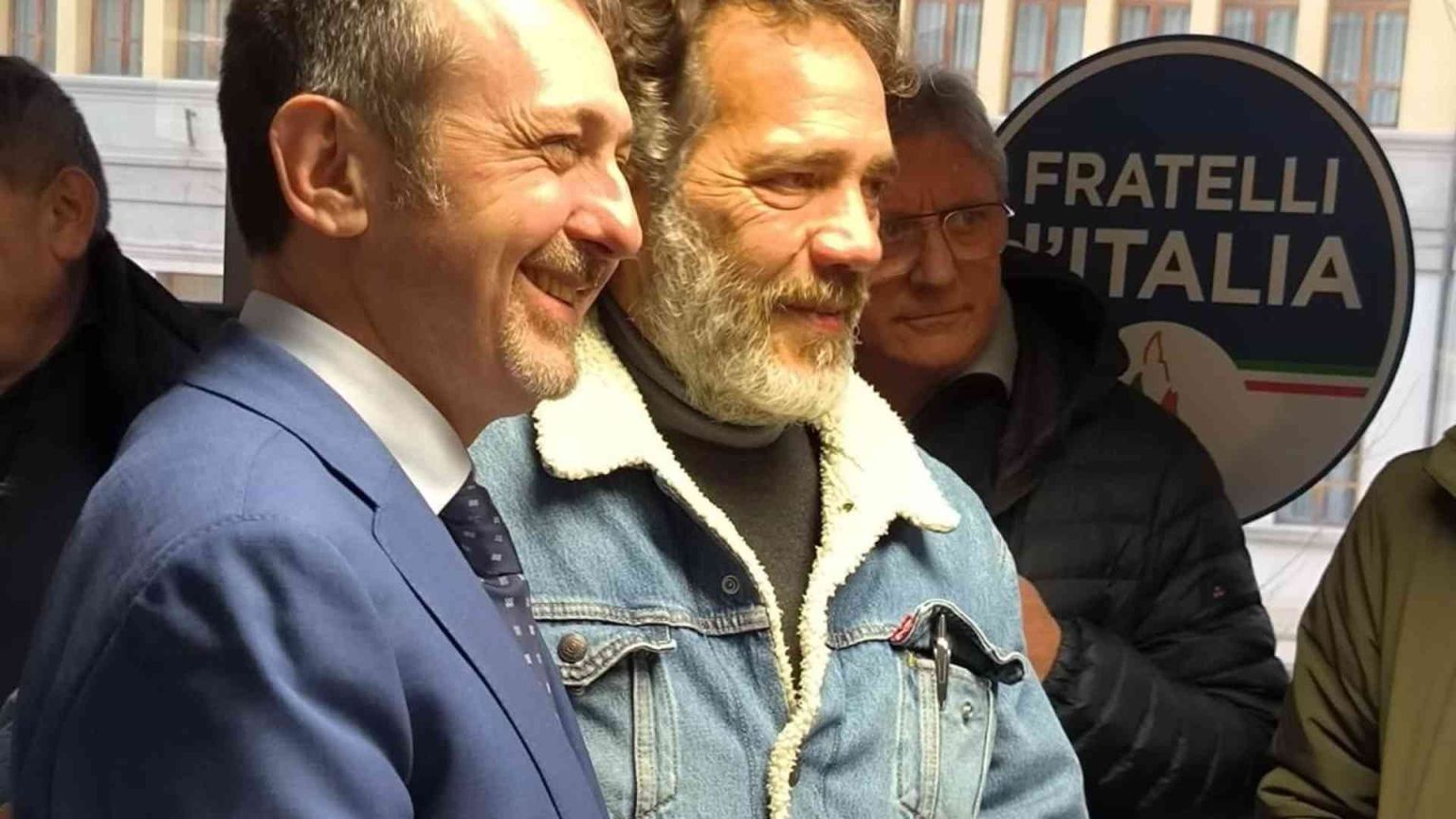 Pozzolo aveva polvere da sparo su mani e vestiti