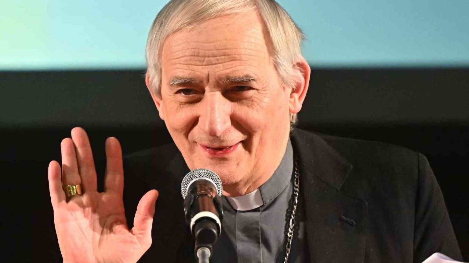 Zuppi: la pace è quello di cui c'è più bisogno. Non lasciamo solo il Papa