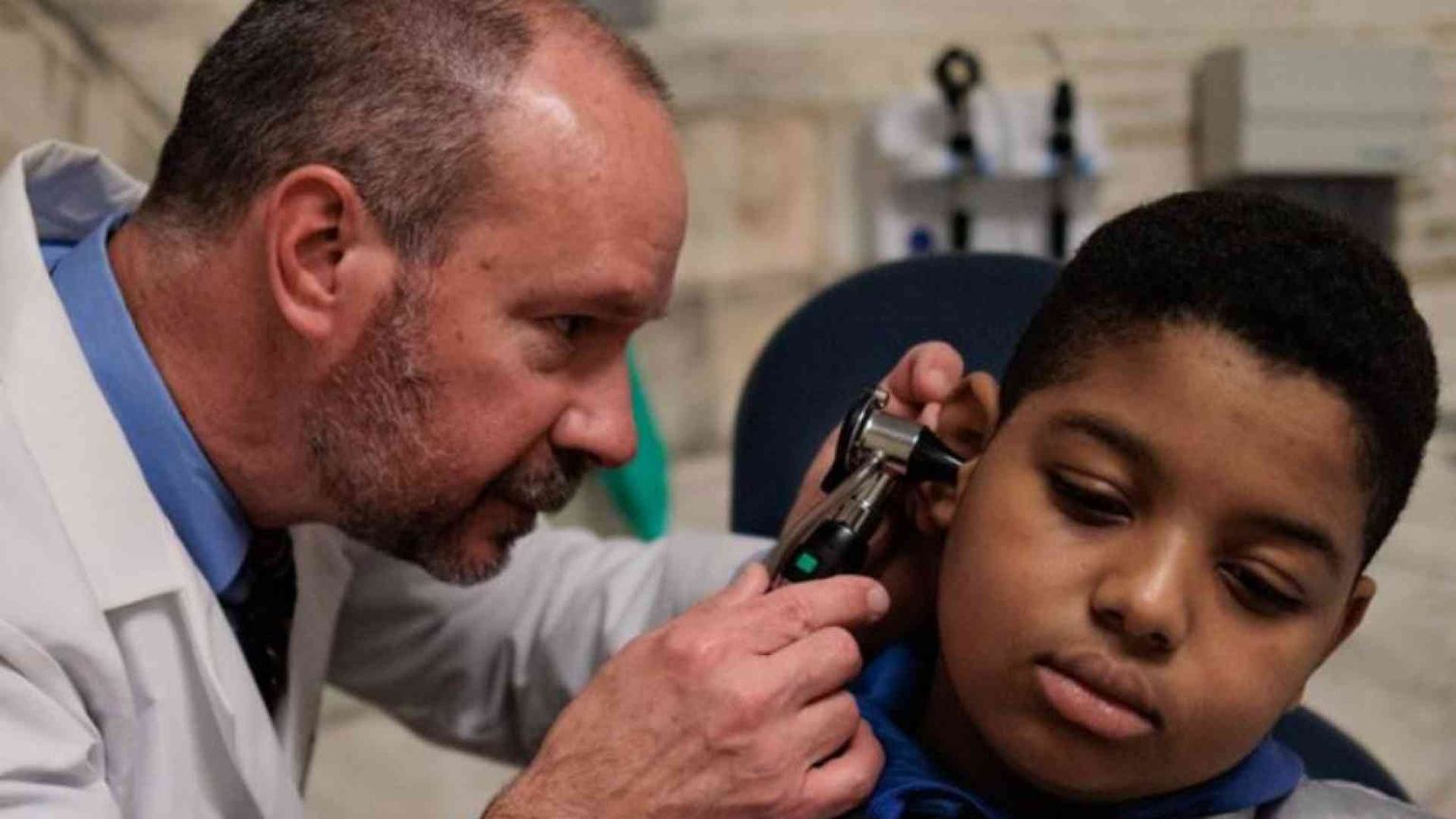 Bimbo nato sordo torna a sentire con la terapia genica