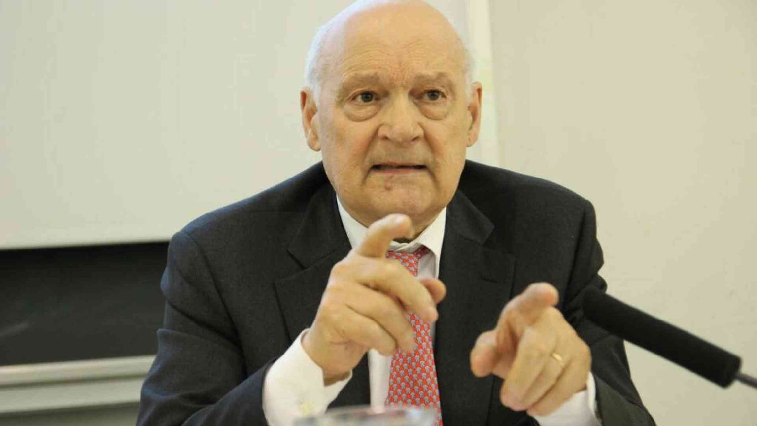 Le violenze sugli ultimi? Zamagni: «È la stagione dell’odio sociale»