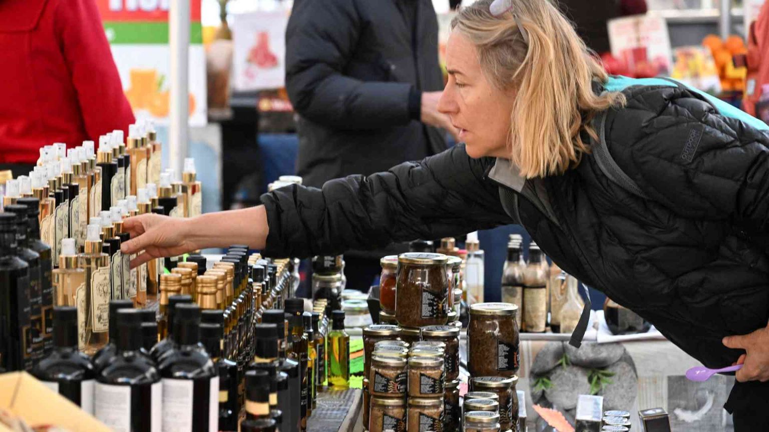 L'inflazione corrode la ricchezza delle famiglie: in un anno perso il 12,5%