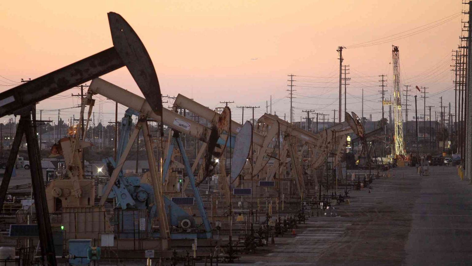 Gas e petrolio, dopo l'impennata lo stop