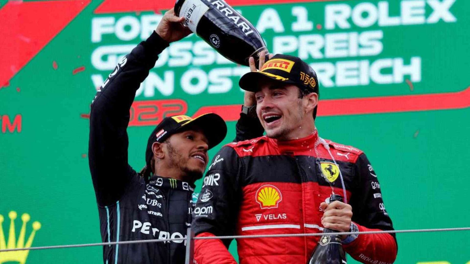Hamilton alla Ferrari: dal 2025 assieme a Leclerc