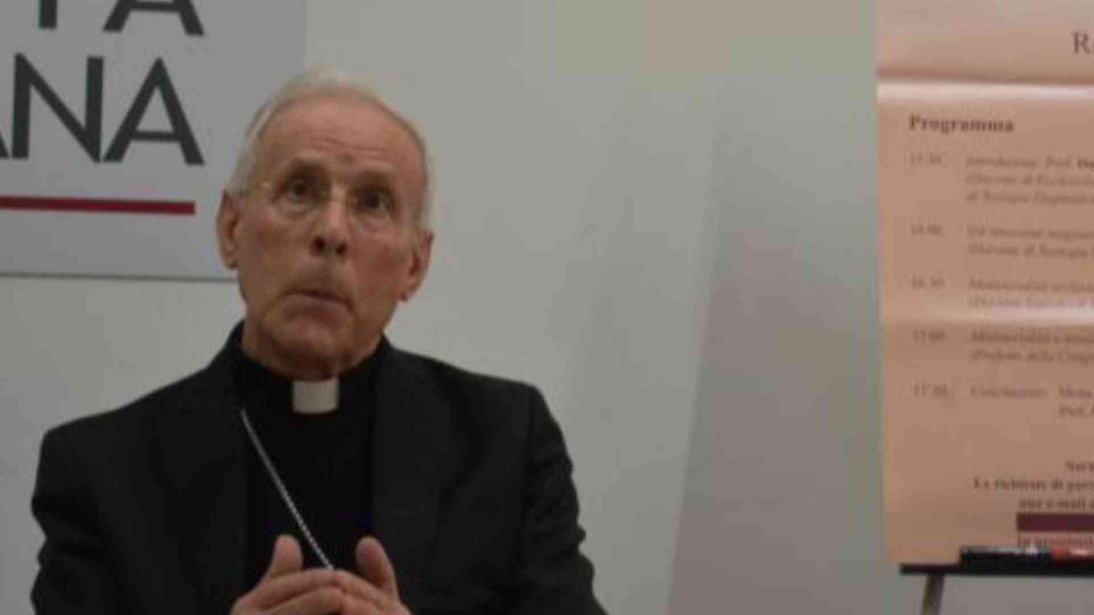 Il teologo Sanna: «Nelle benedizioni un segno della tenerezza di Cristo»