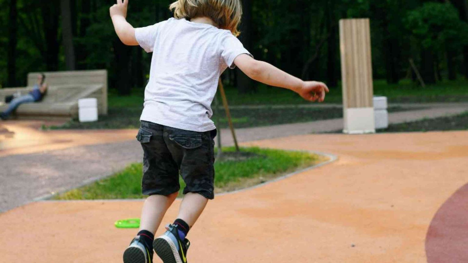 Il “mal di pancia” dei bambini? Ecco come farlo passare