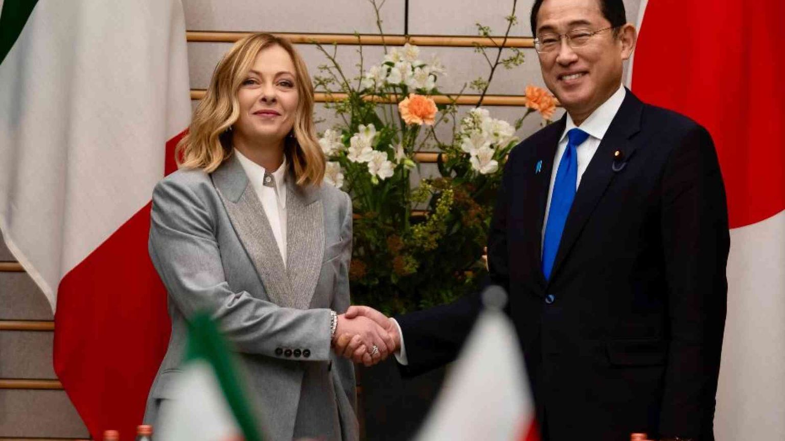 Tra Italia e Giappone sintonia a 360°, a partire da Difesa e sicurezza