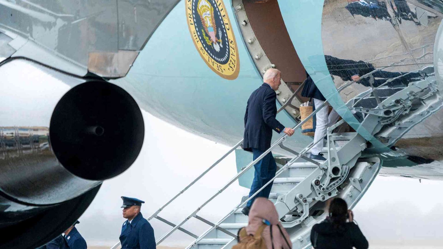 Una “bolla” intorno a Joe Biden per evitare le gaffe