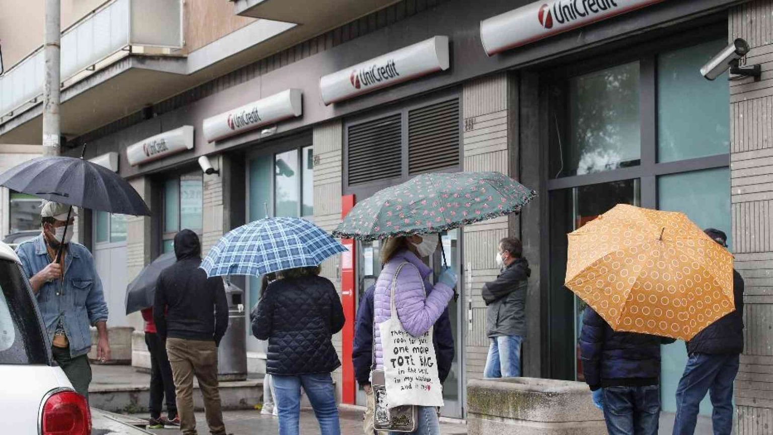 La desertificazione bancaria avanza: altri 134 Comuni senza sportelli