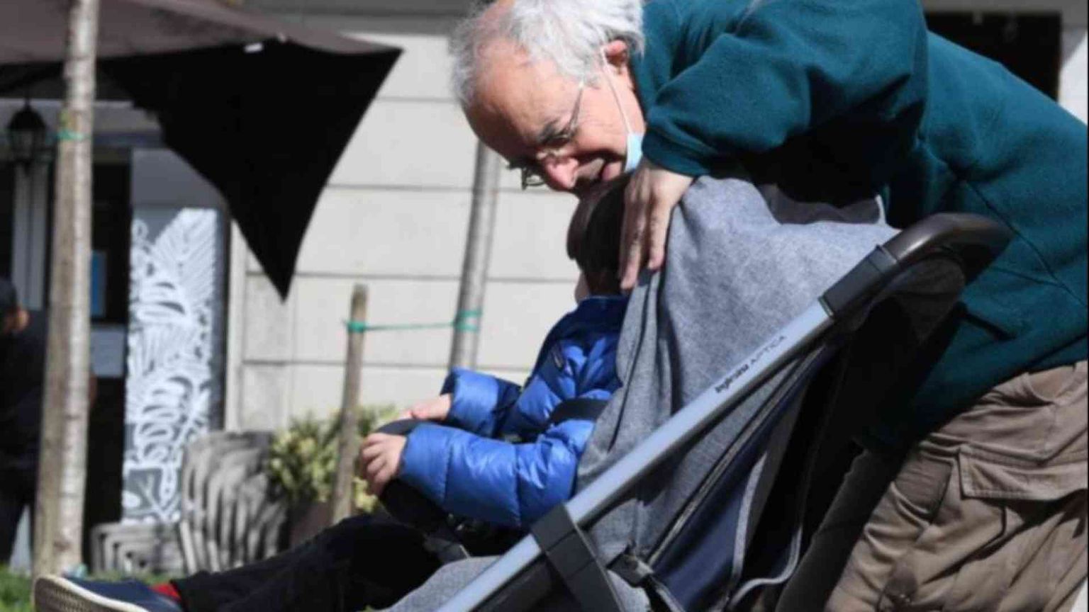 La preghiera dei nonni: "Non abbandonarci alla solitudine"