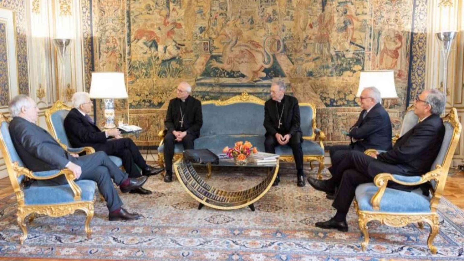 Tv2000 e Radio inBlu2000 dal presidente Mattarella