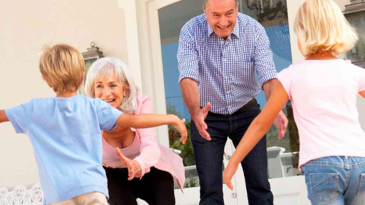 Le pensioni come leva per la natalità: la logica dell'incentivo