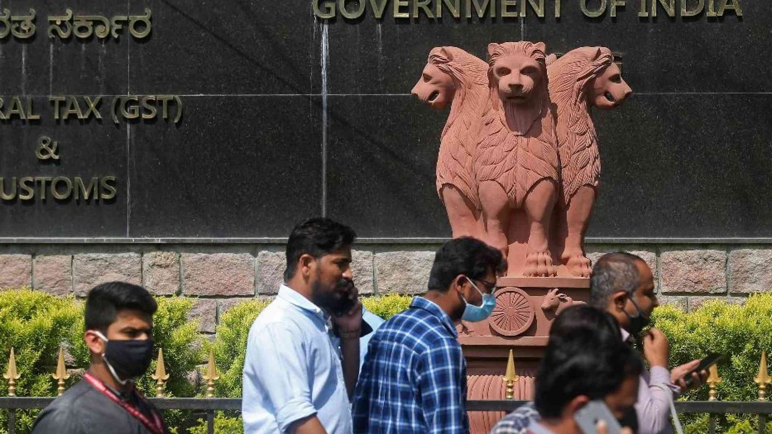 India, giudice ordina di cambiare nome a due leoni