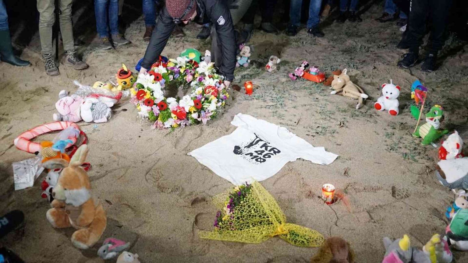 Naufragio di Cutro, le famiglie fanno causa all'Italia