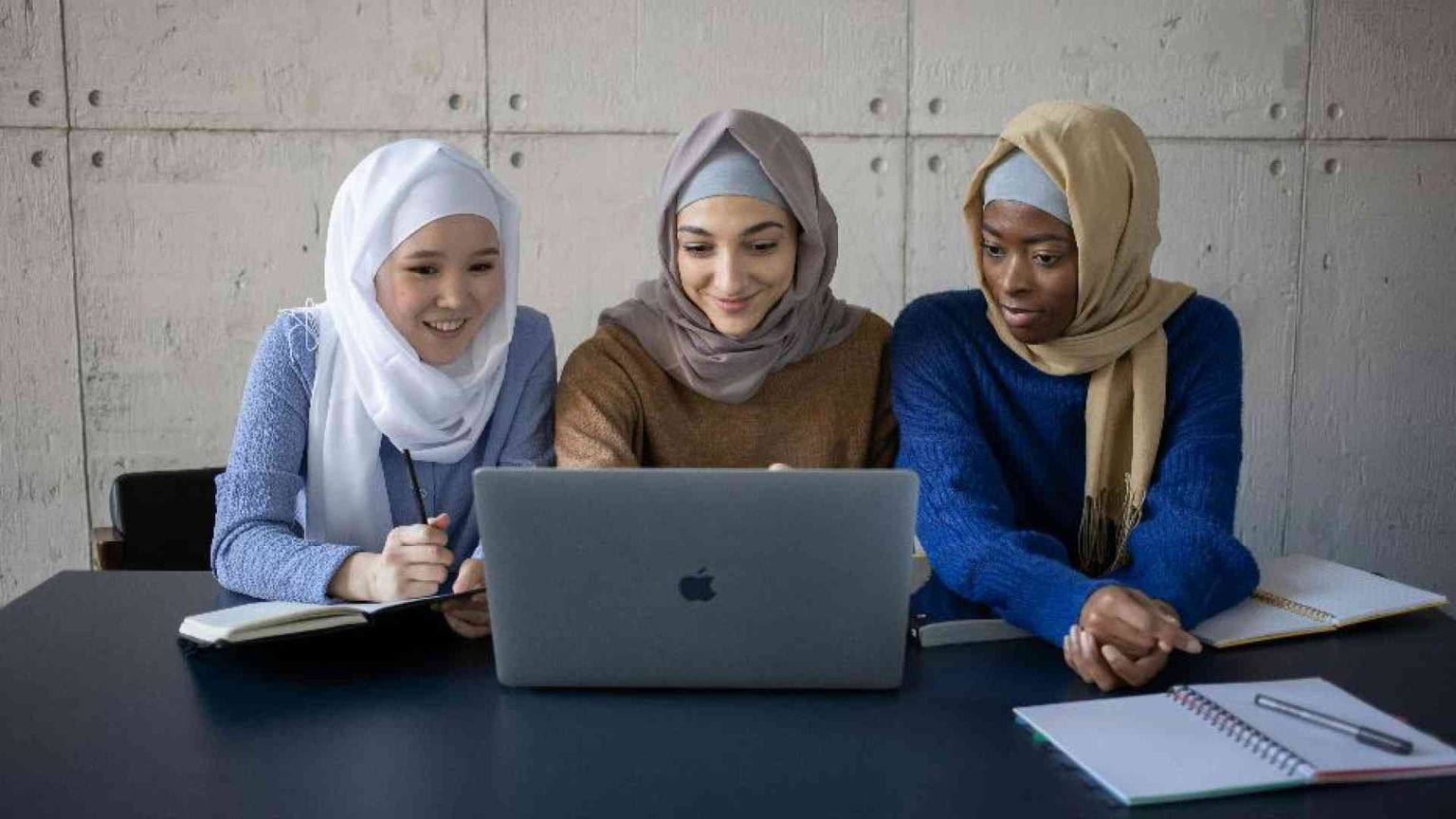 Velo e nudismo: non bisogna criticare, ma chiedere