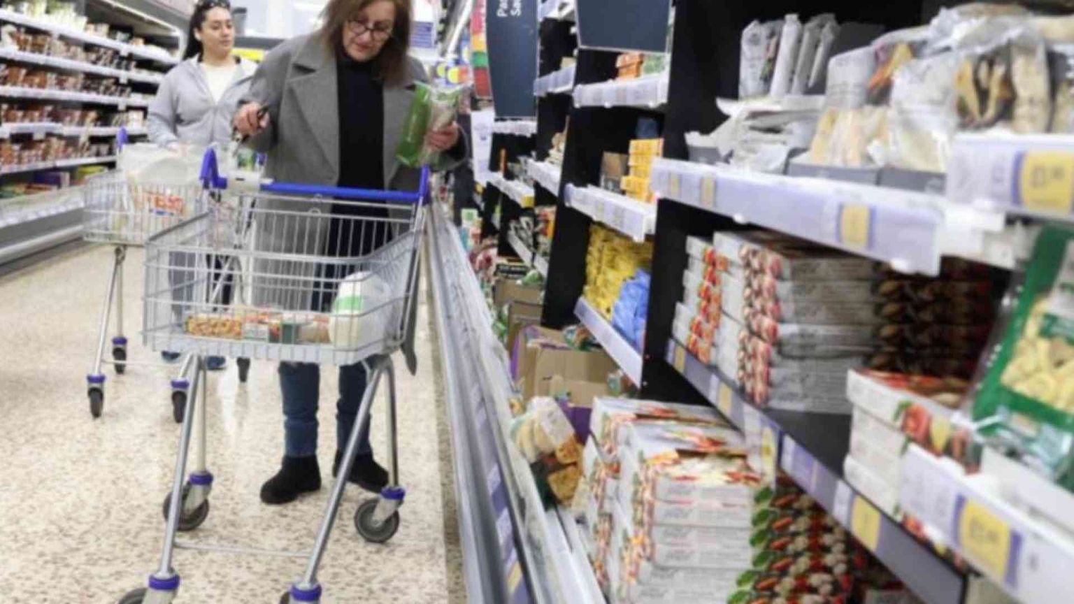 Una guerra di prezzi Carrefour-Pepsi. Ma non è a beneficio dei consumatori