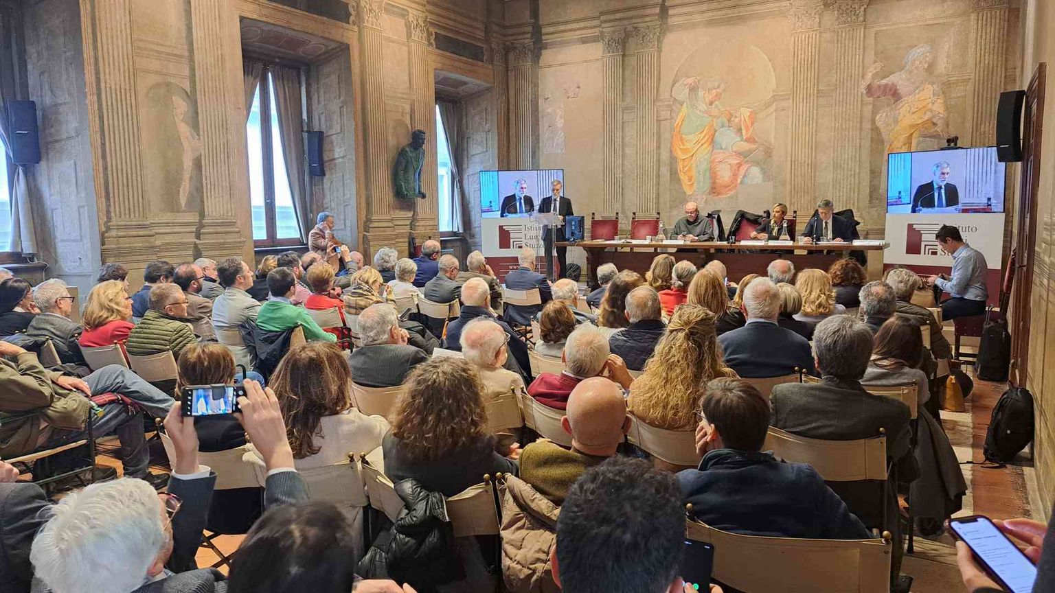 Intelligenza artificiale, tenere il bene comune al riparo dagli algoritmi