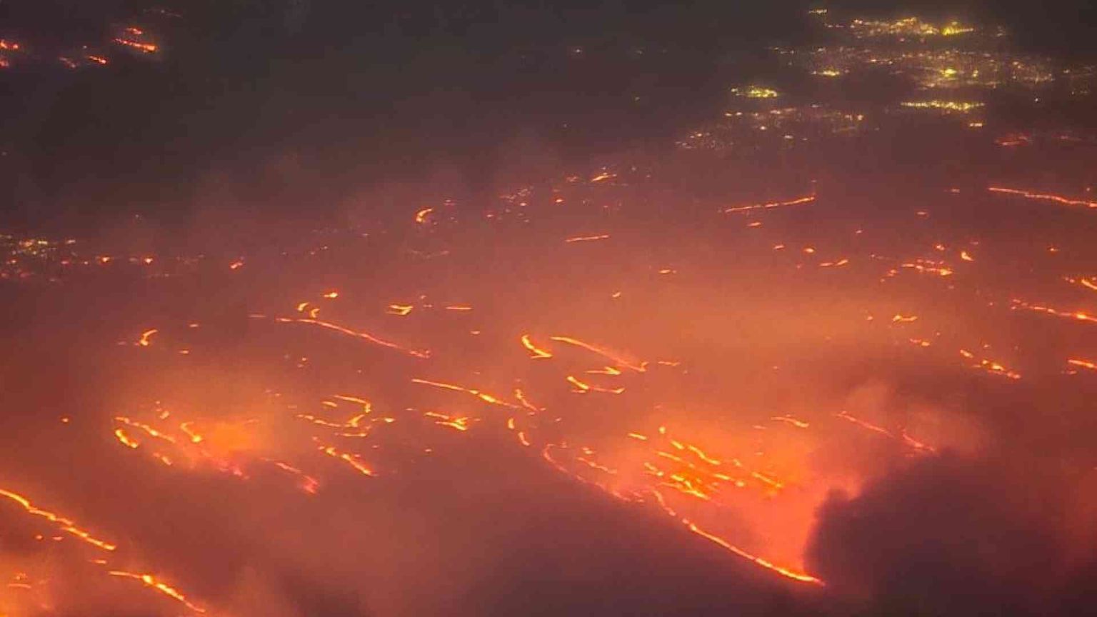 Un incendio sta devastando il Texas