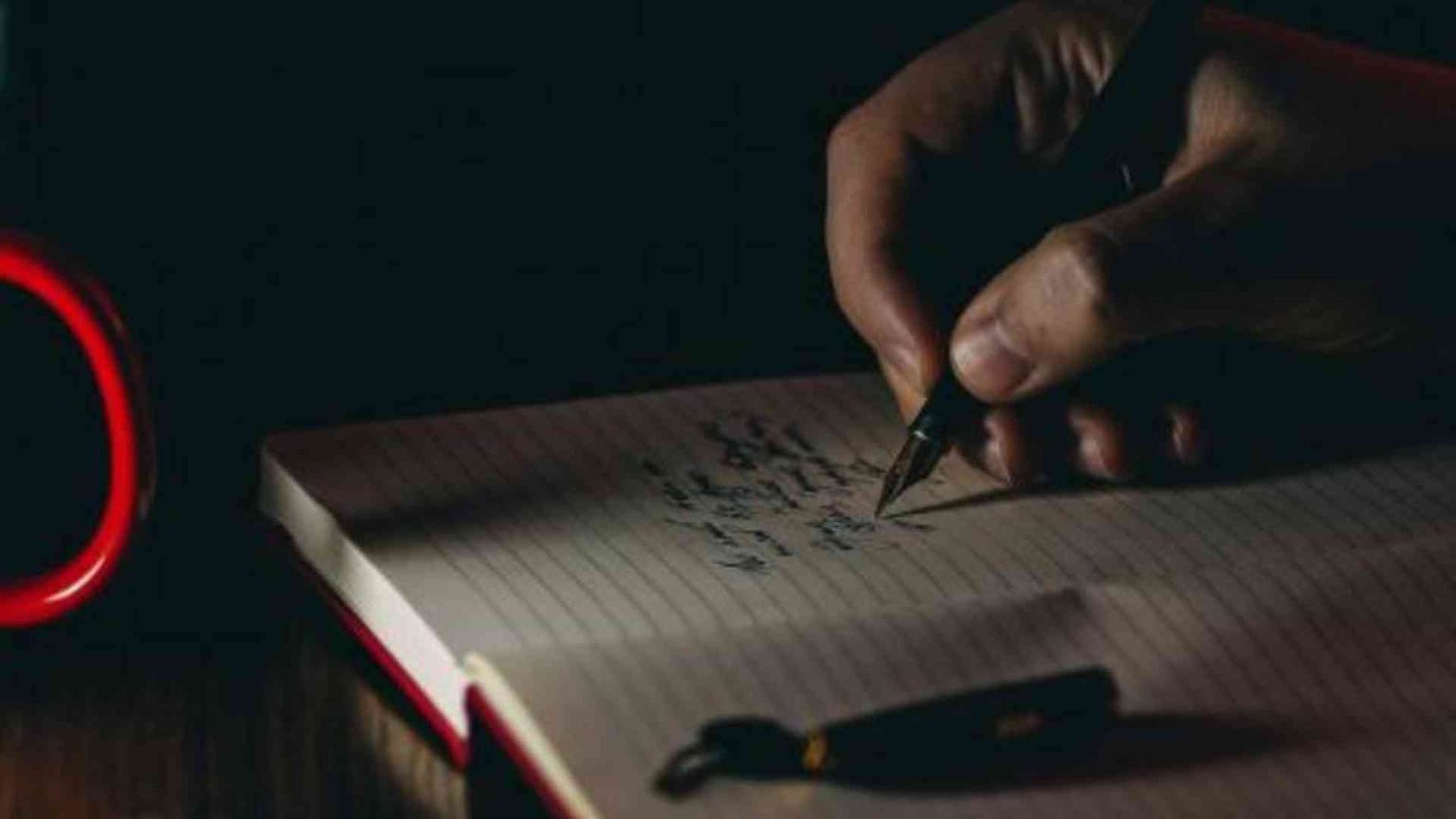 Riscopriamo la scrittura a mano (e in corsivo): è la ginnastica della civiltà