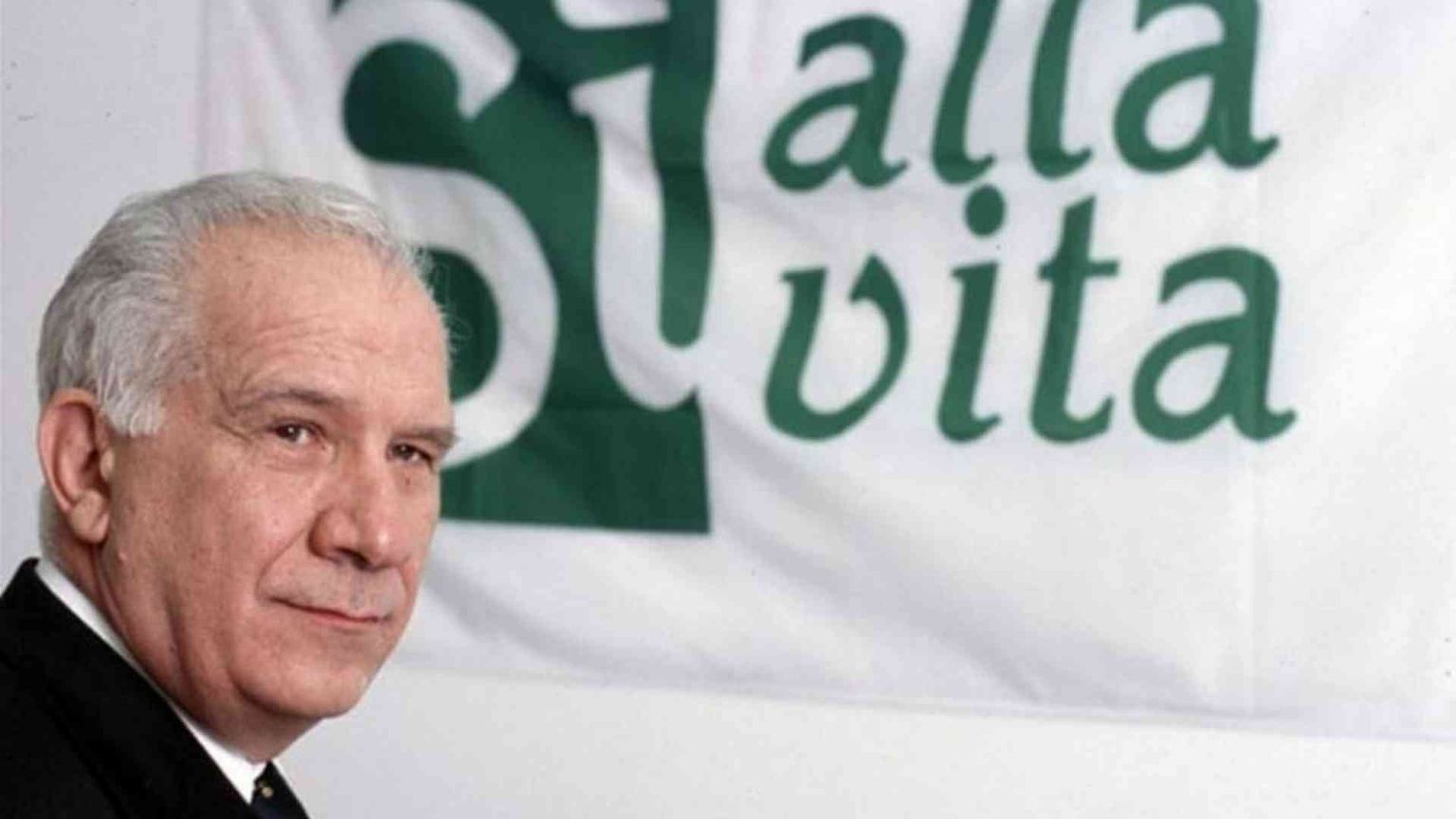 Beati i costruttori di vita: vi racconto il “mio” Carlo Casini