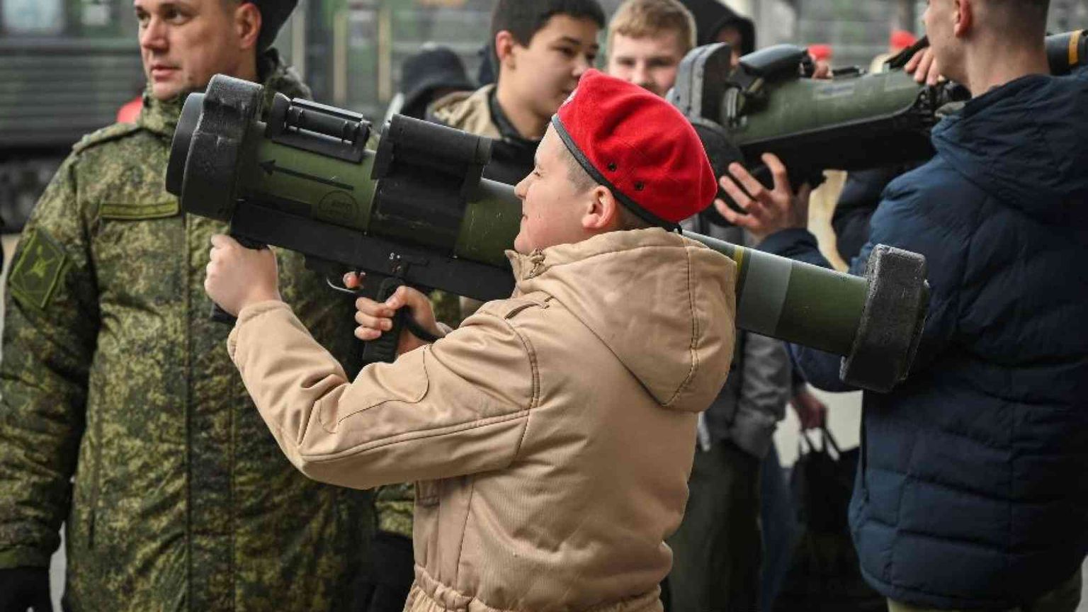 Export di armi, le associazioni: stop alla riforma che cancella i controlli