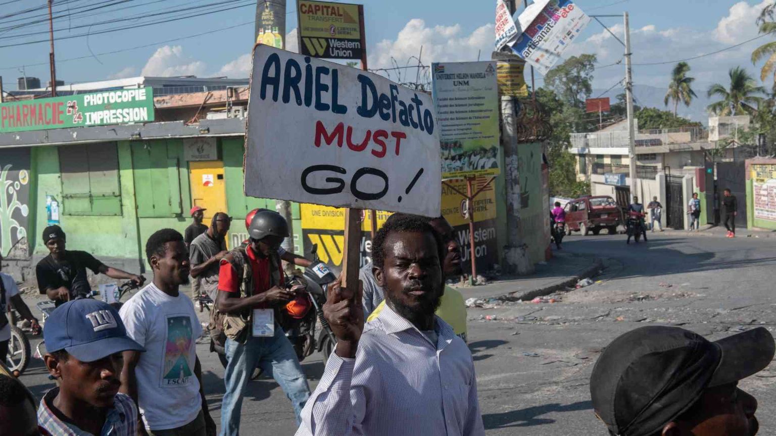 Haiti in fiamme: si combatte al palazzo presidenziale