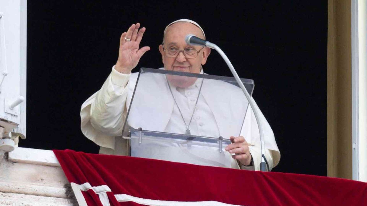Il Papa: Gesù è venuto a salvare il mondo, non ci punta il dito contro