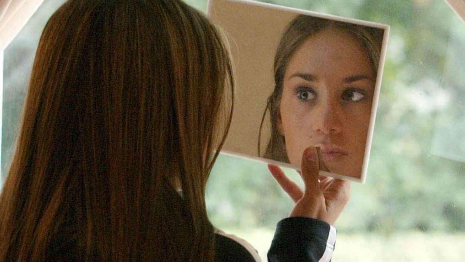 Disturbi alimentari, allarme adolescenti: «Richieste d’aiuto triplicate»