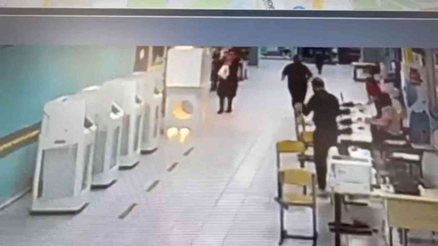 Russia, il sabotaggio va ai seggi. «Questi sono atti di terrorismo»