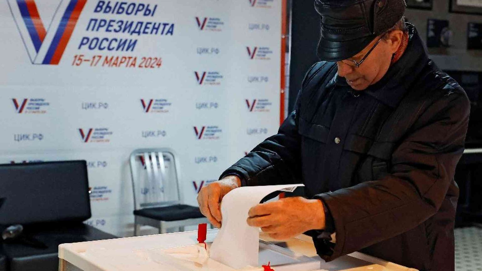 Elezioni, nel primo giorno afflusso al 36%. Ma si vota fino a domenica