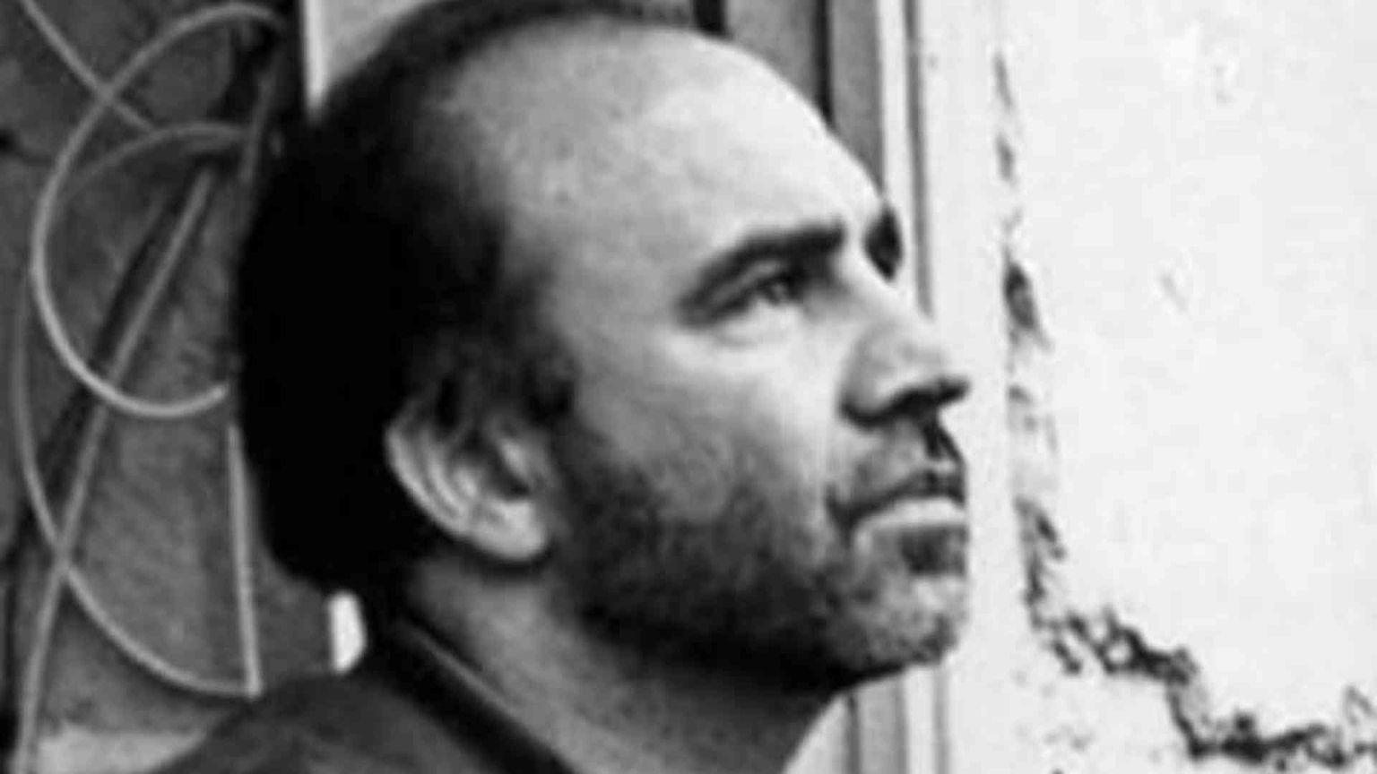 Quegli spari per zittire il prete anticamorra. Ma don Peppe parla ancora