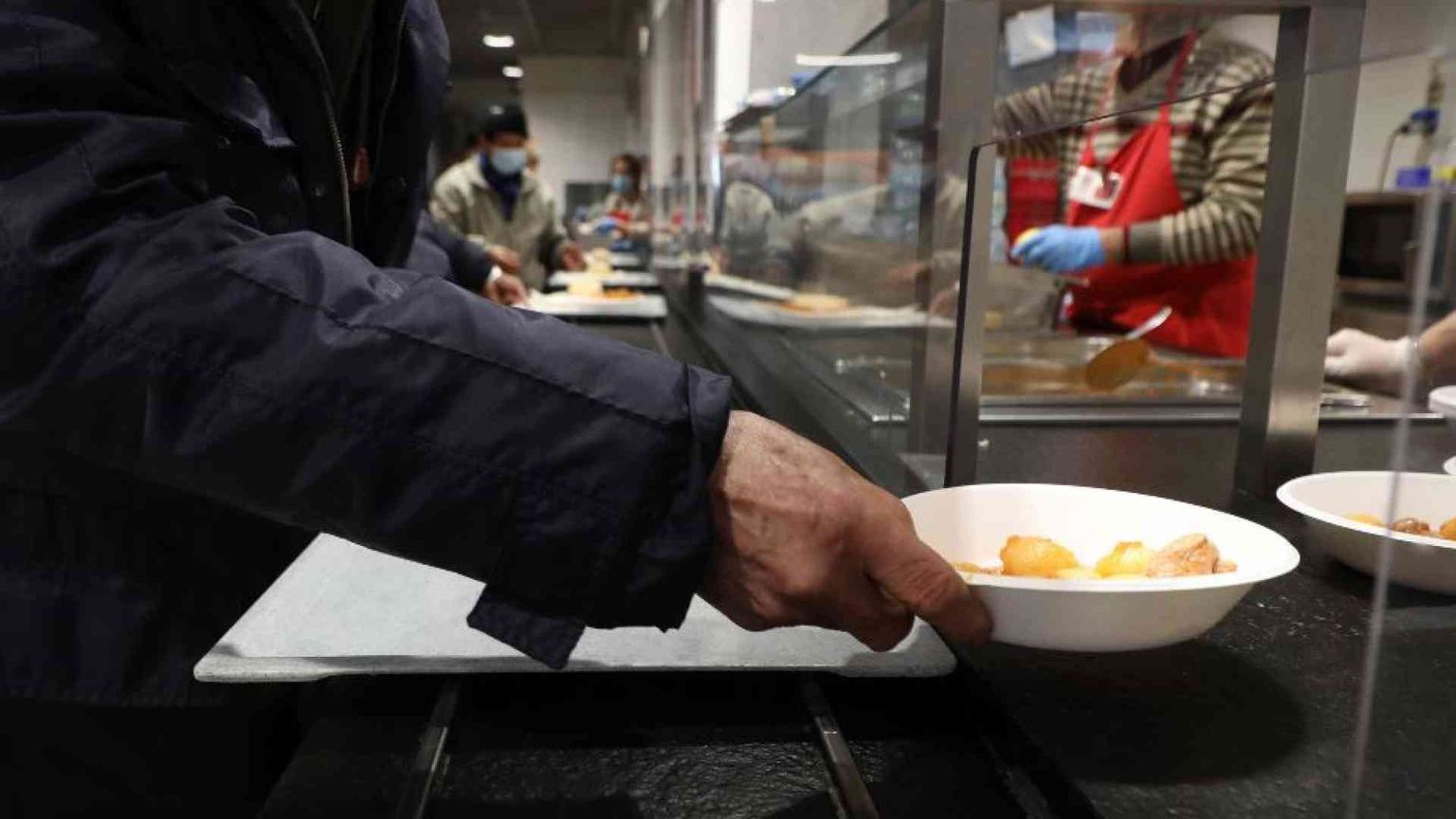 5,7 milioni di italiani vivono in condizione di povertà assoluta