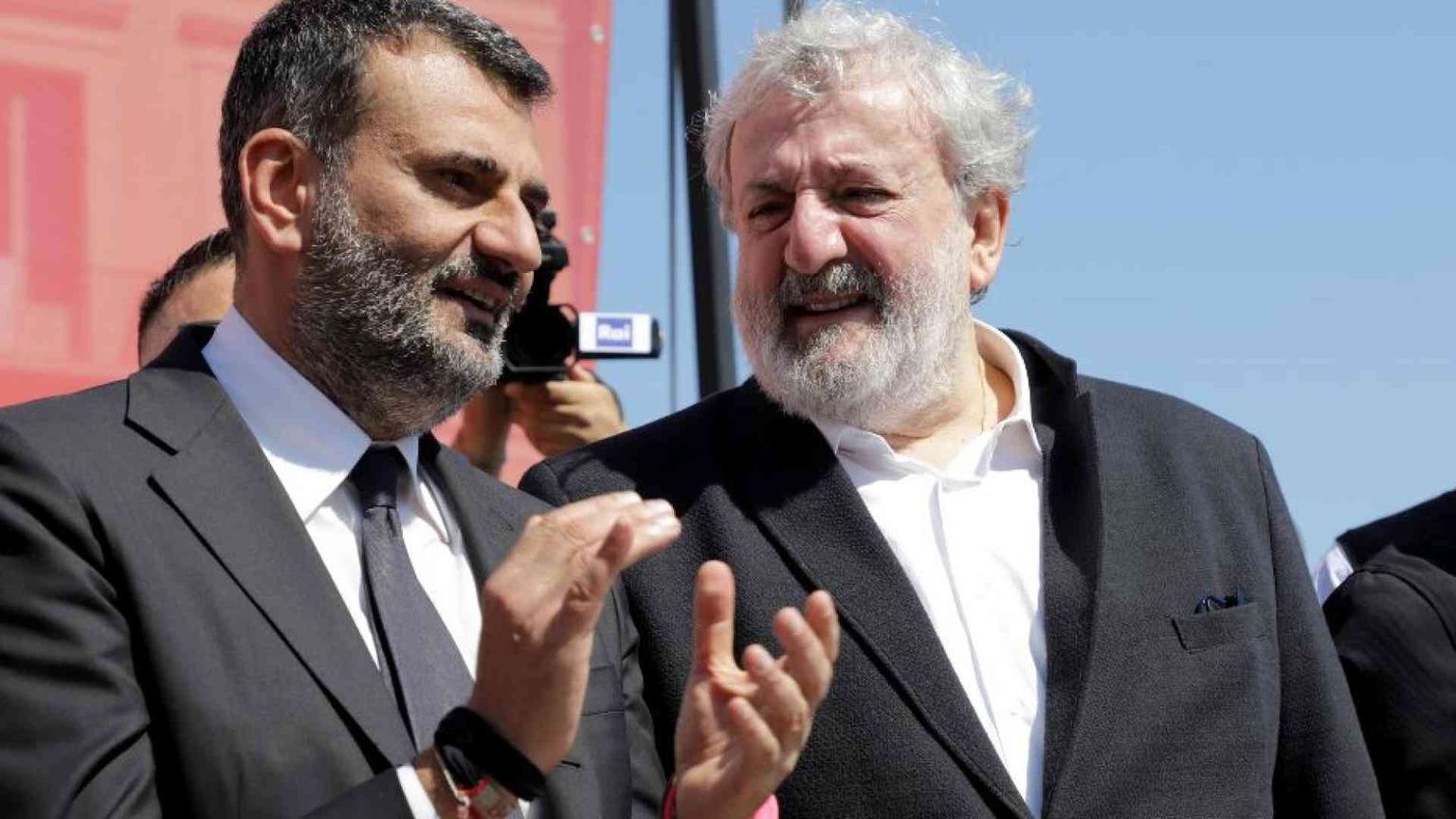 Decaro smentisce Emiliano: «Mai stato a casa della sorella del boss»