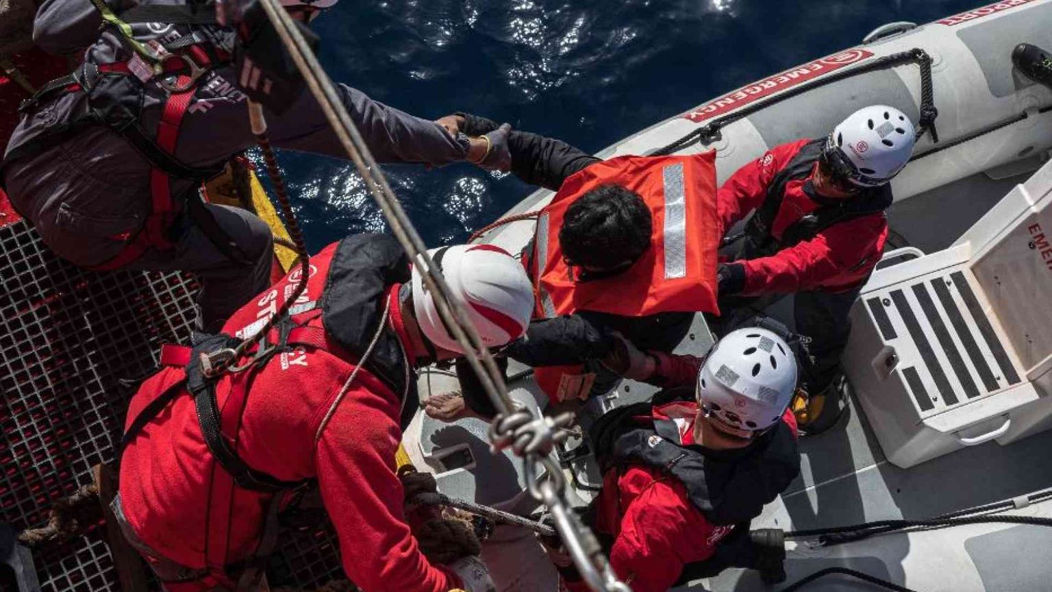 Un anno di soccorsi in mare: 1.219 vite salvate nonostante i "porti lontani"
