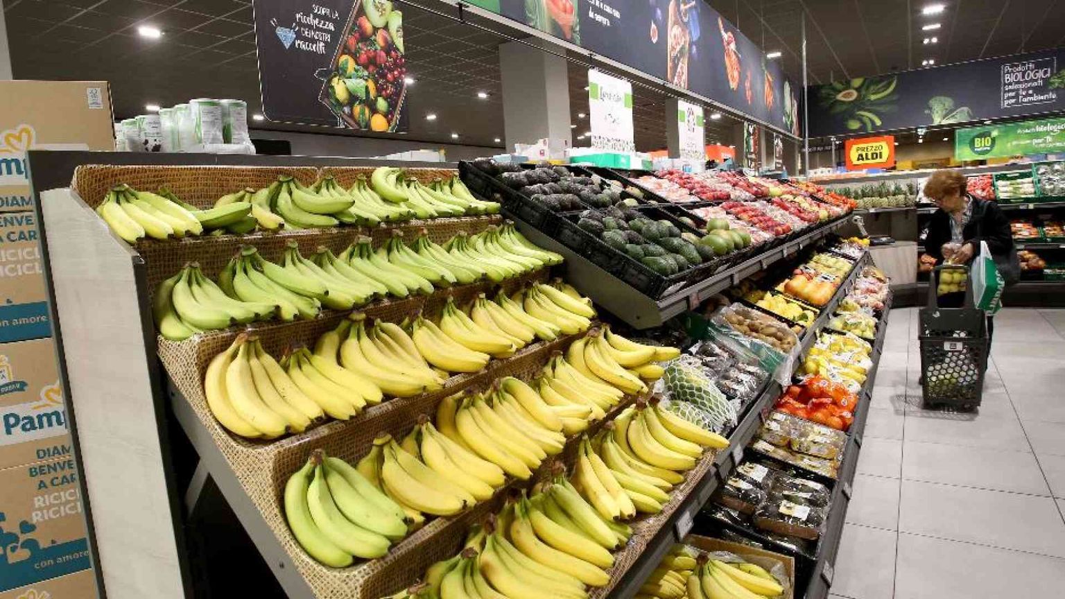 A marzo l'inflazione torna a salire: +1,3% sull'anno