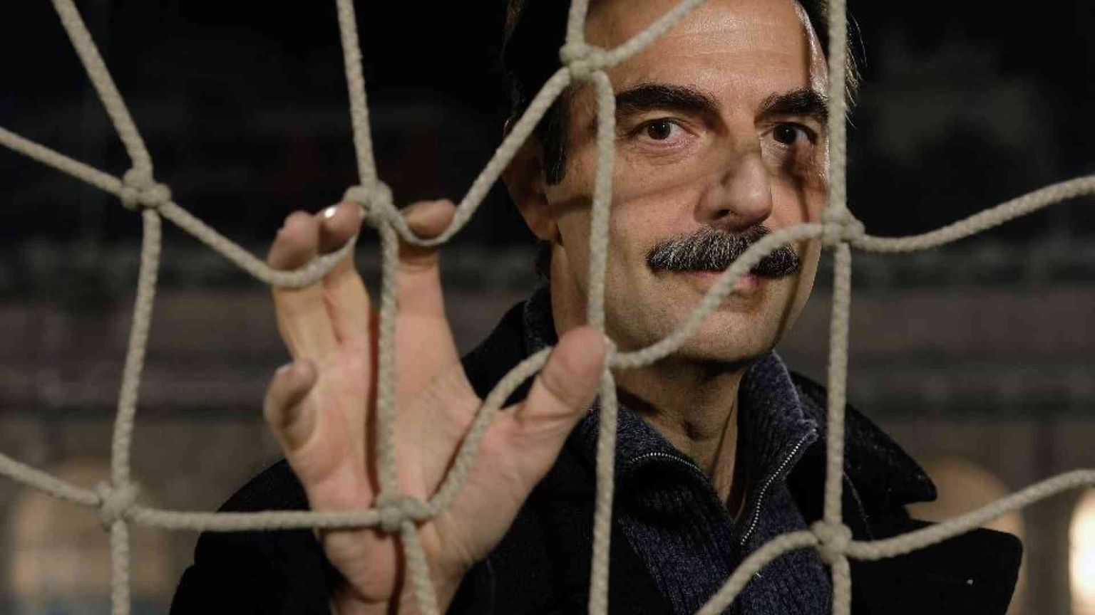 Neri Marcorè, "Zamora" e i dolori del giovane Walter