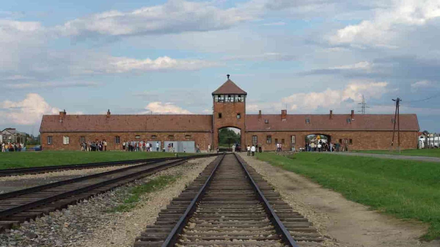 Amsterdam rimborserà 100mila euro per i tram della Shoah